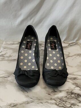 Jellypop Black Kitten Heels w/Bow Size 9.5M